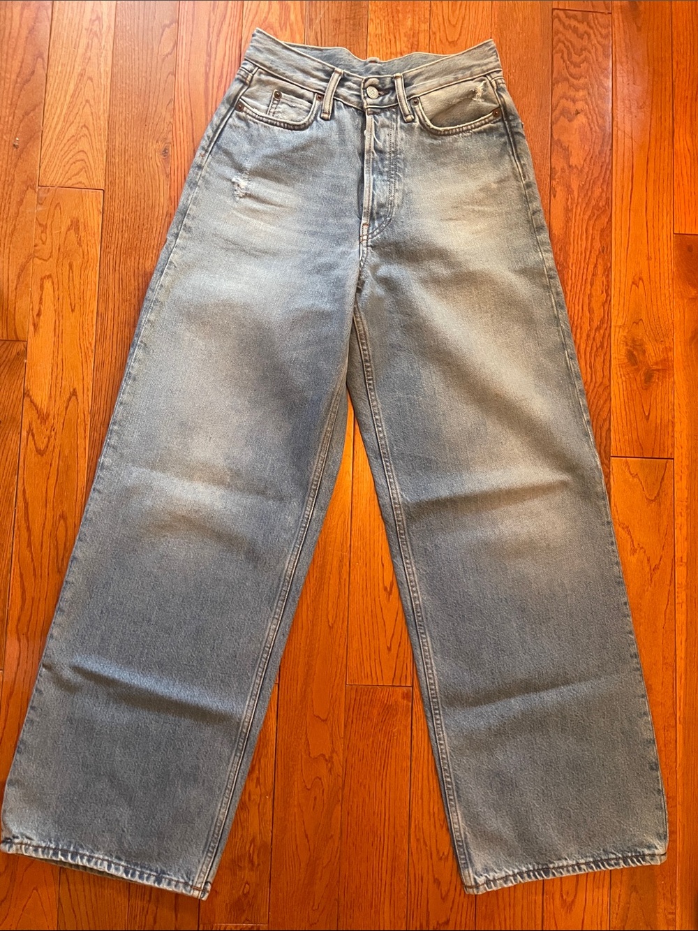 Acne studios Relaxed Wide-Leg Jeans in Light Blue Wash 00/32 euro sizing
